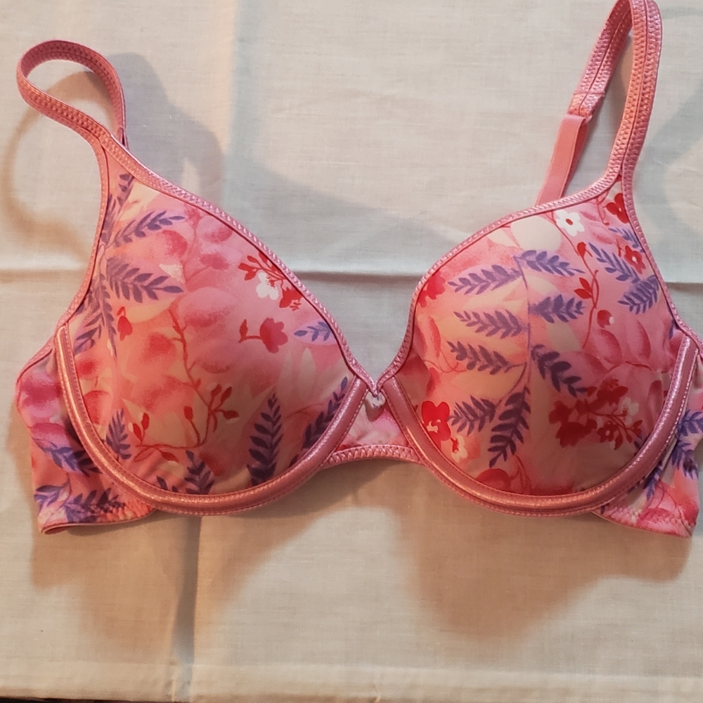 Vanity Fair Floral Pink Bra 34C